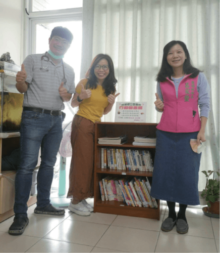 3C 剋星－行動圖書櫃