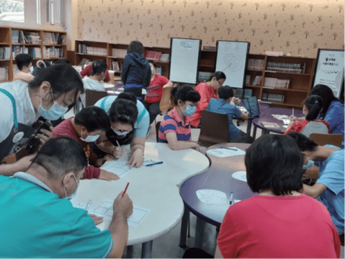 高雄市立圖書館 「藝術療癒力－有愛無礙」閱讀品牌～社區歡喜共融共學